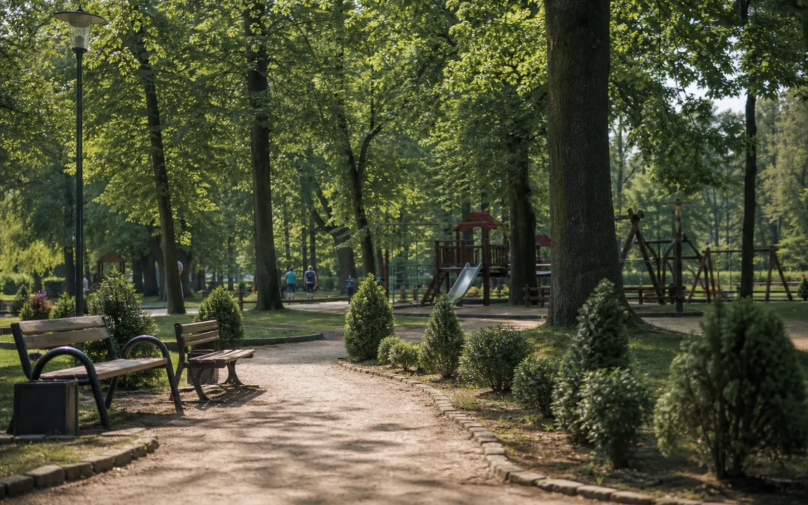 Park Jaworek w Tychach — atrakcje, plac zabaw, alejki