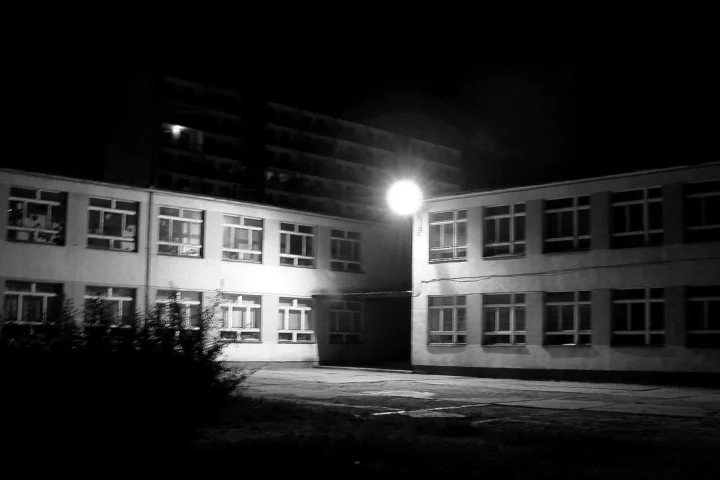 Szkoła Podstawowa nr 17 w Tychach: o szkole, dojazd, kontakt